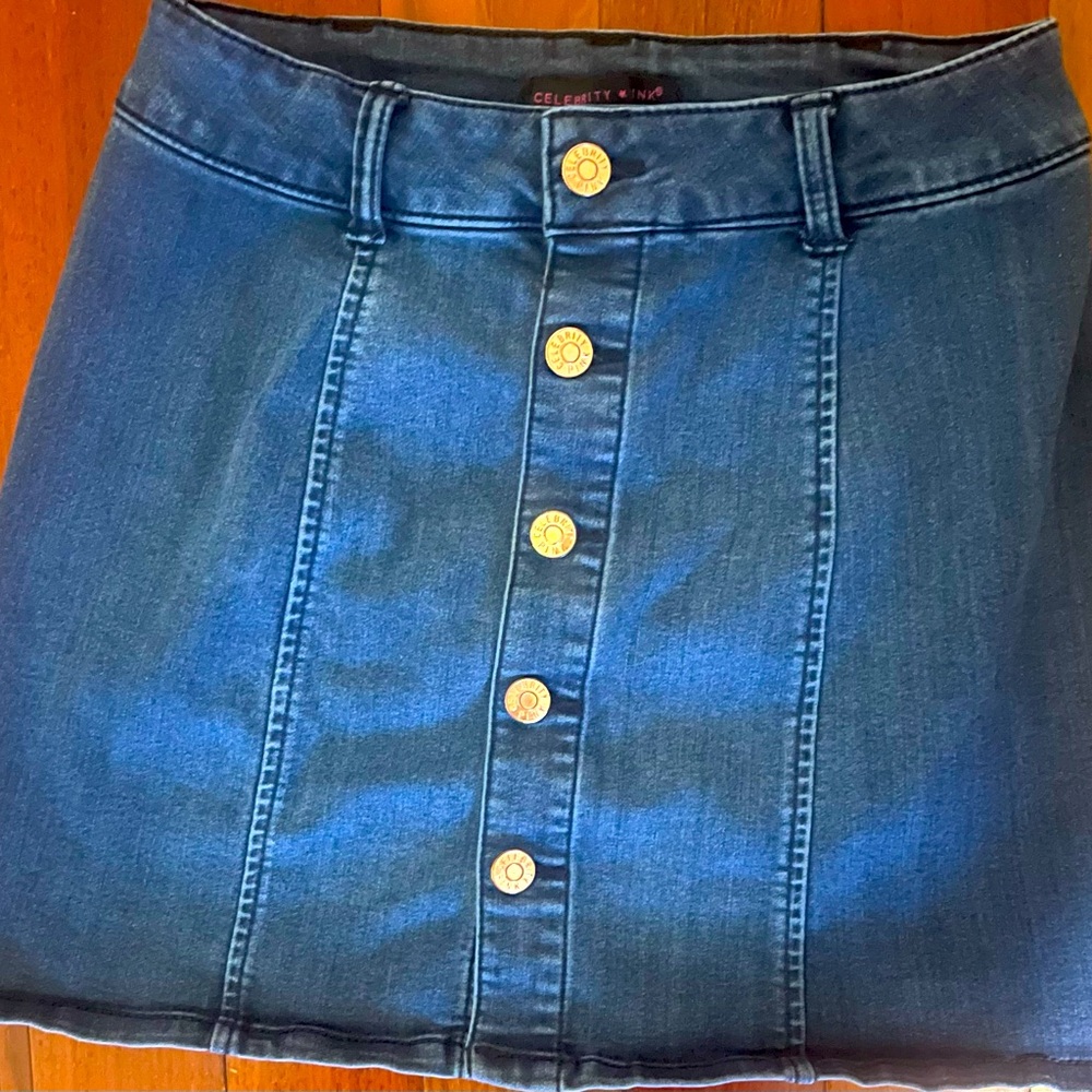 Celebrity Pink Sz 3 button down jean mini skirt